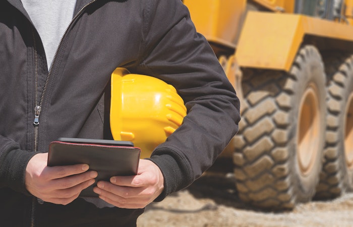 8 Ways Newforma Mobile Apps Keep Information Flowing in the Field