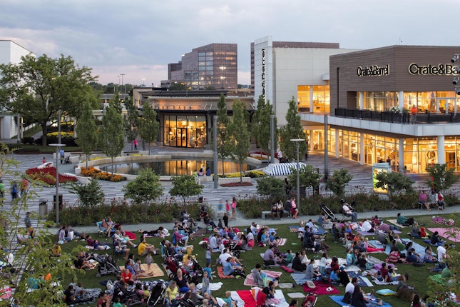 Oakbrook Center | Discover the Difference; Oakbrook Shopping Center is ...