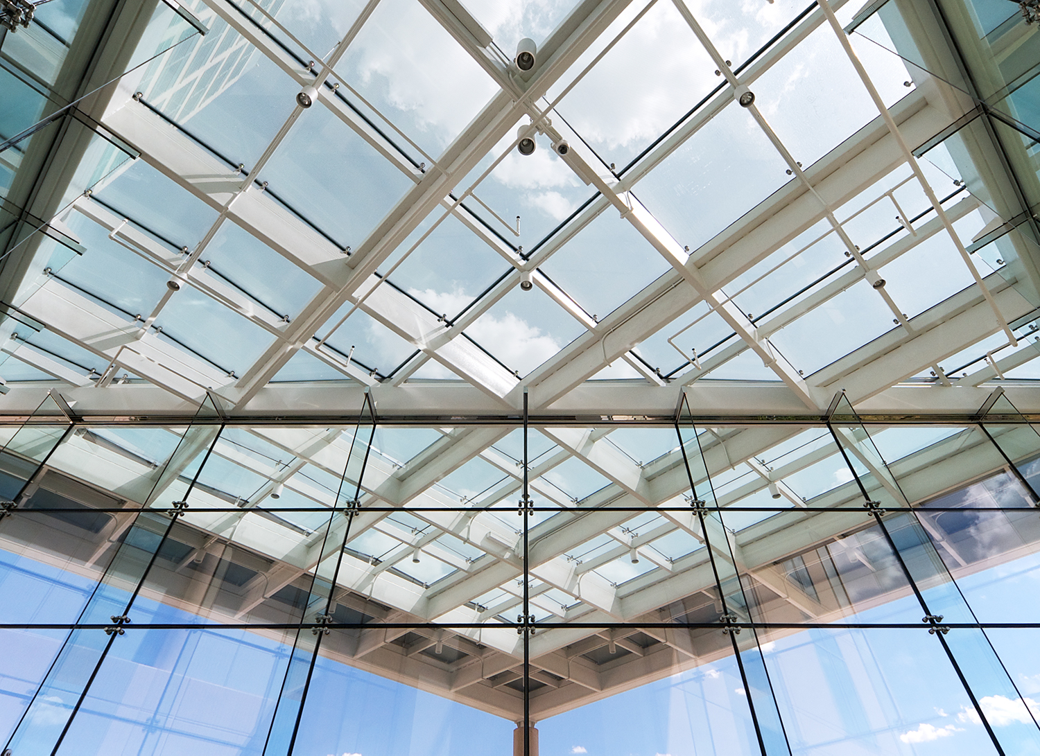 The roof’s solar reflective quality reduces heat transfer to the surface of the building—saving energy that would otherwise be used to cool the building. 